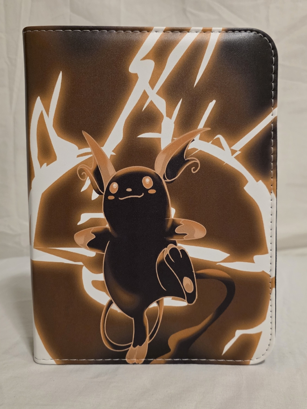 Raicha Pokemon TCG 3 Ring Binder Holds 200 Cards Zipper Wrist Strap NEW 9½" Tall